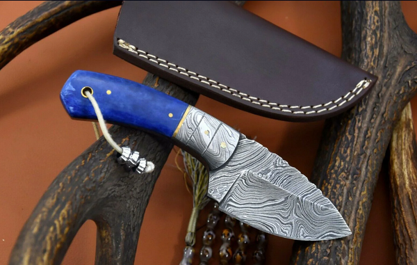 CUSTOM HANDMADE DAMASCUS HUNTING KNIFE Handle Camel Bone Blue Bolster Damascus Steel