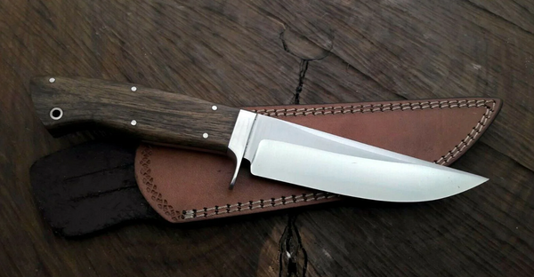 CUSTOM HANDMADE J2 STEEL HUNTING KNIFE Handle Material Rose Wood