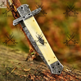 Unlock the power of Damascus steel with this stunning switch blade pocket knife