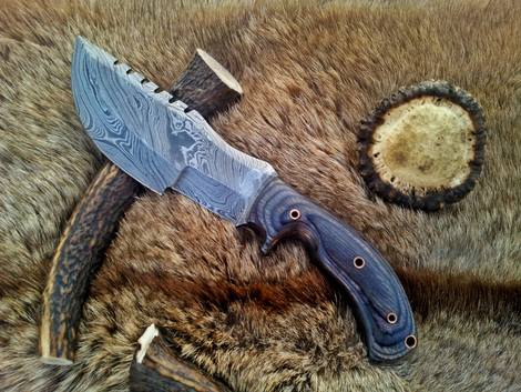 Damascus Blade Tracker Knife - ZB Knives Store