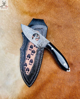 7.75" HAND FORGED Full Tang Damascus Steel Hunting Skinning Knife+ Leather Sheath ZB Knives Store