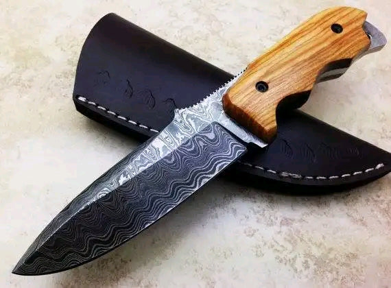 8" HAND FORGED Full Tang Damascus Steel Skinning knife + Leather Sheath