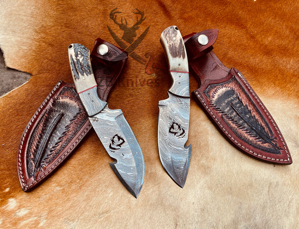 Damascus Steel Gut Hook Knife For Skinning Hunting 9 inch Fixed Blade Stag  Handle Leather Sheath