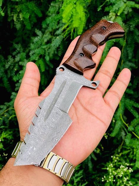 outdoor tracker knives